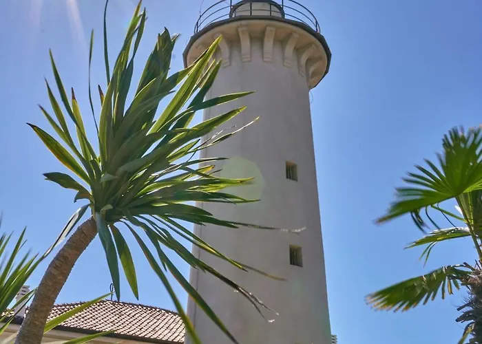 Fully Equipped With Shared Pool Apartment *