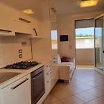 Fully Equipped With Shared Pool شقة